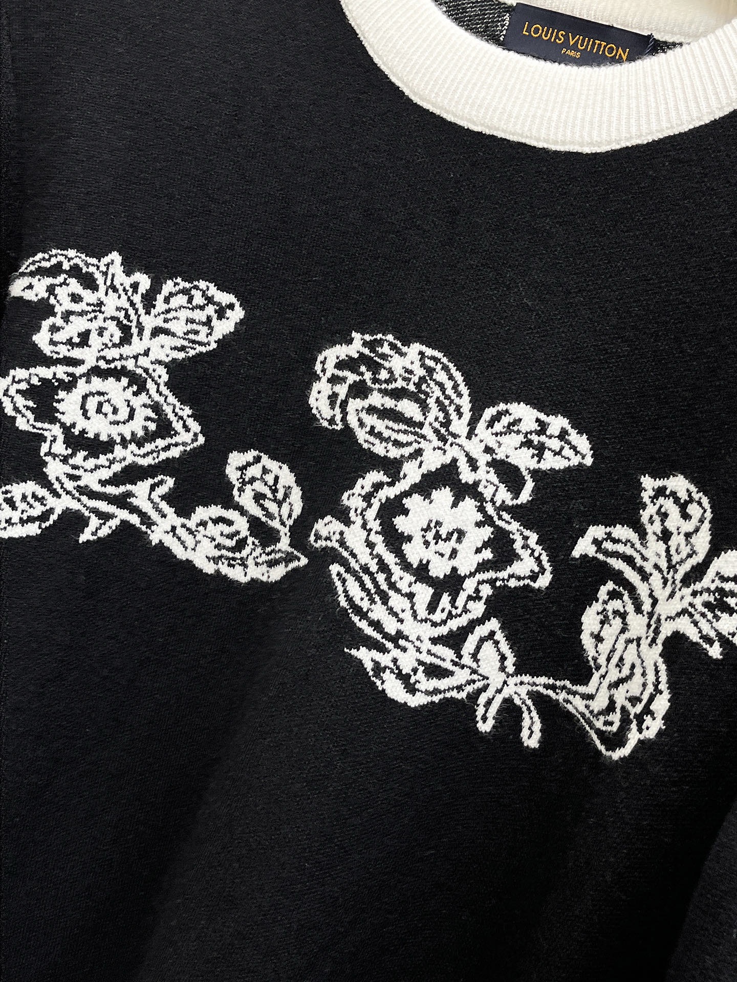 Louis Vuitton Unisex Sweatshirt Size M-XXXL