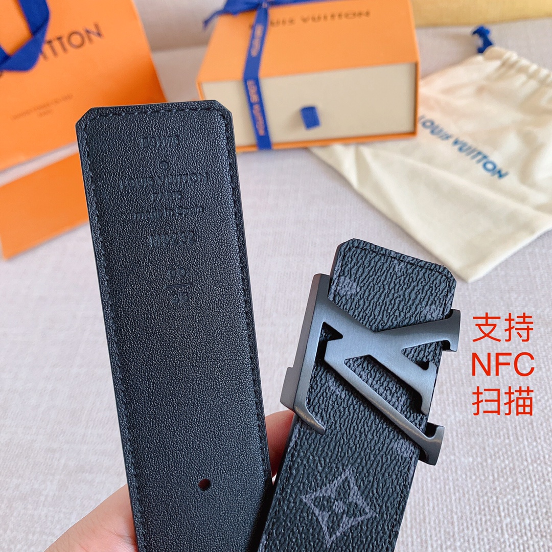 Louis Vuitton Men Belt Width 4cm