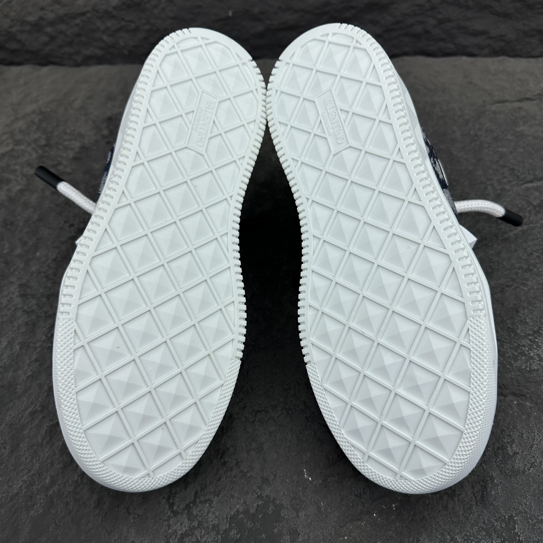 Valentino One Stud XL Sneaker Size 36-46