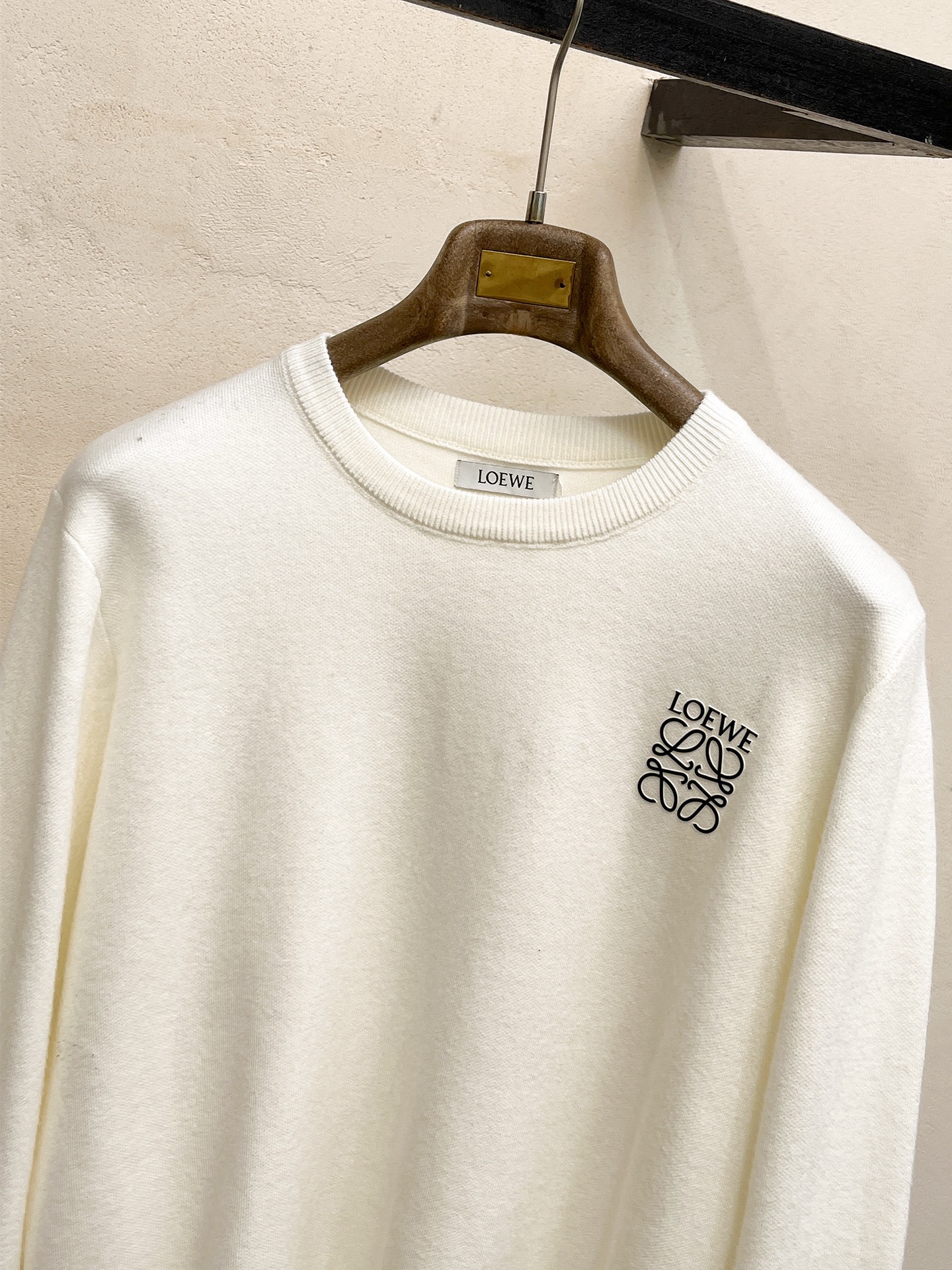 Loewe Unisex Sweatshirt Size M-XXXL