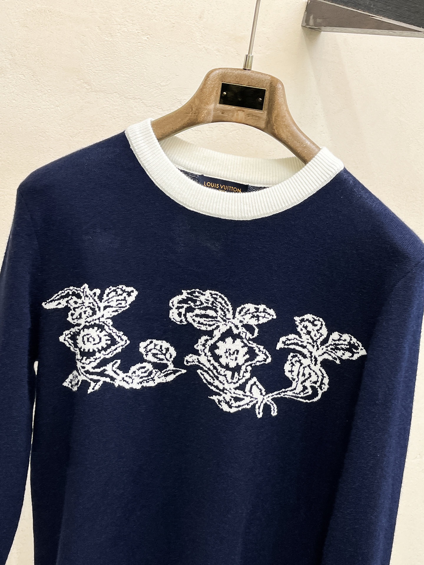 Louis Vuitton Unisex Sweatshirt Size M-XXXL