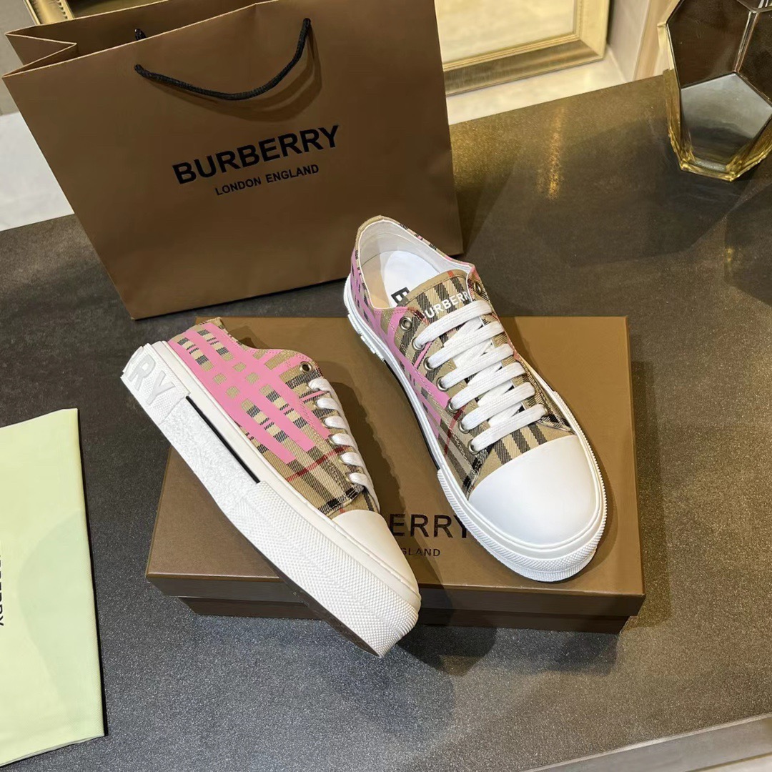 Burberry Sneaker Size 36-45