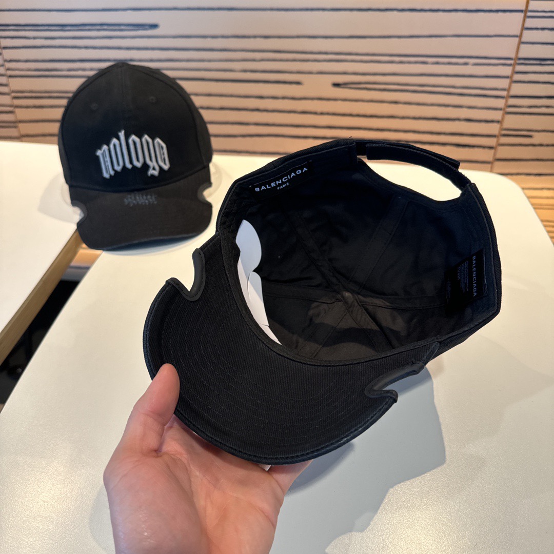 Balenciaga Baseball Cap