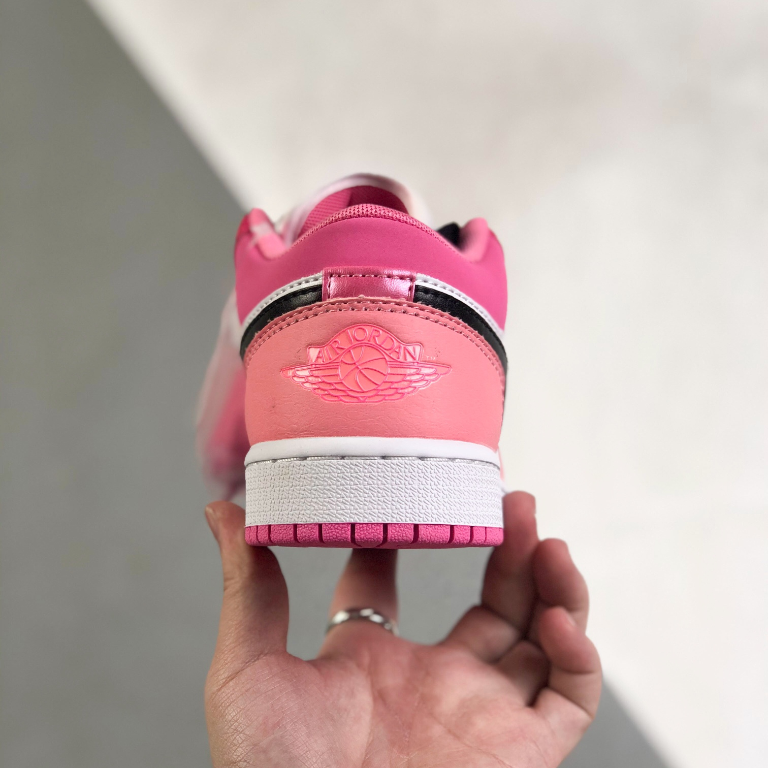 Nike Air Jordan 1 Low Top Sneakers Shoes Gr. 36-39