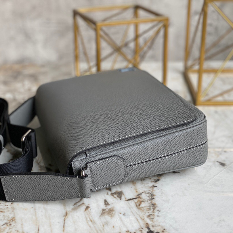 Louis Vuitton M30851 District Men Bags Size 26*20*7cm