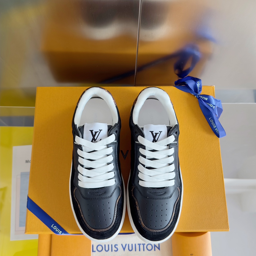 Louis Vuitton LV Stadium Sneaker Size 36-45