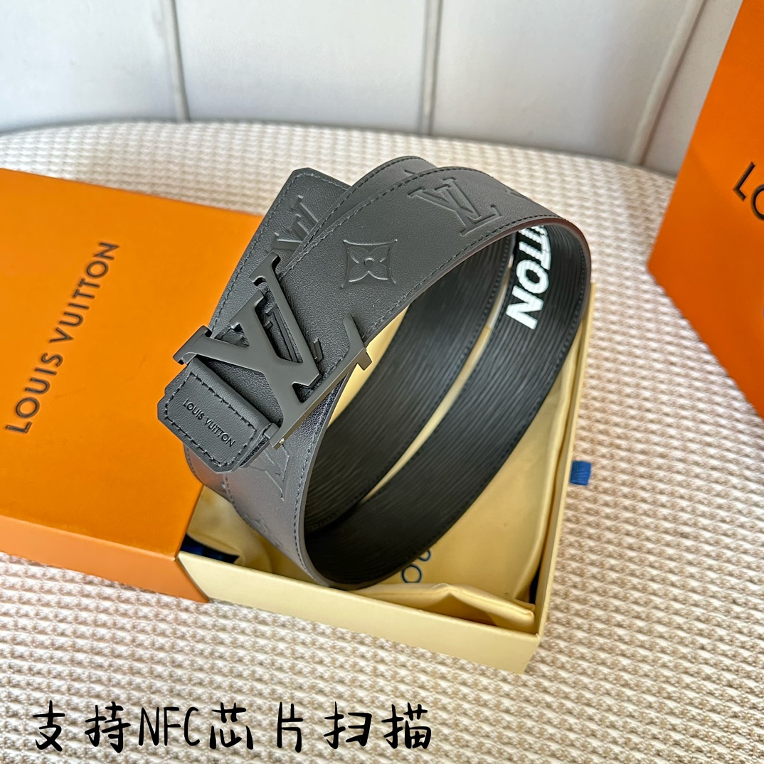 Louis Vuitton Men Belt Width 4cm