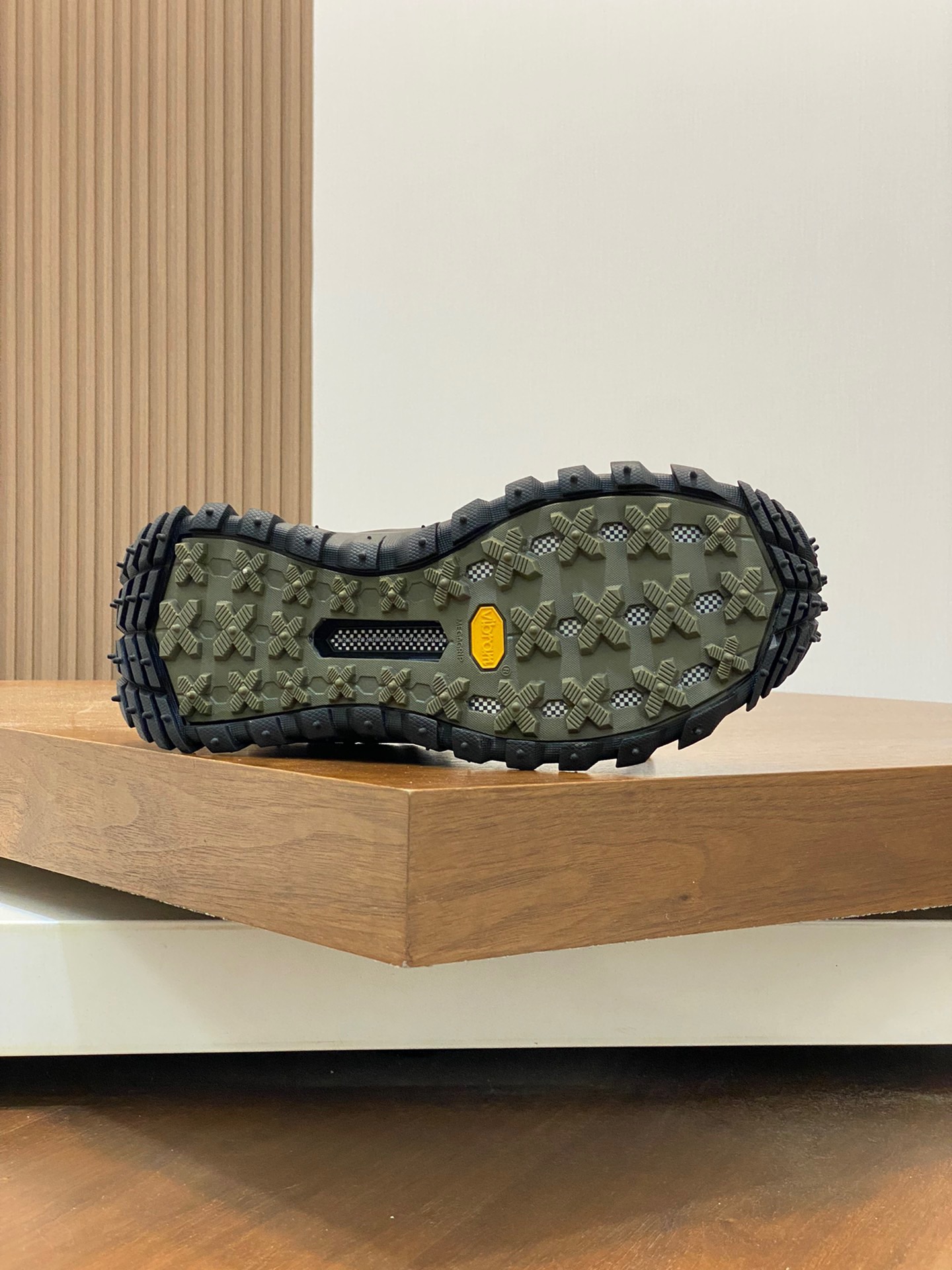 Moncler Trailgrip Gtx Sneaker Size 40-45