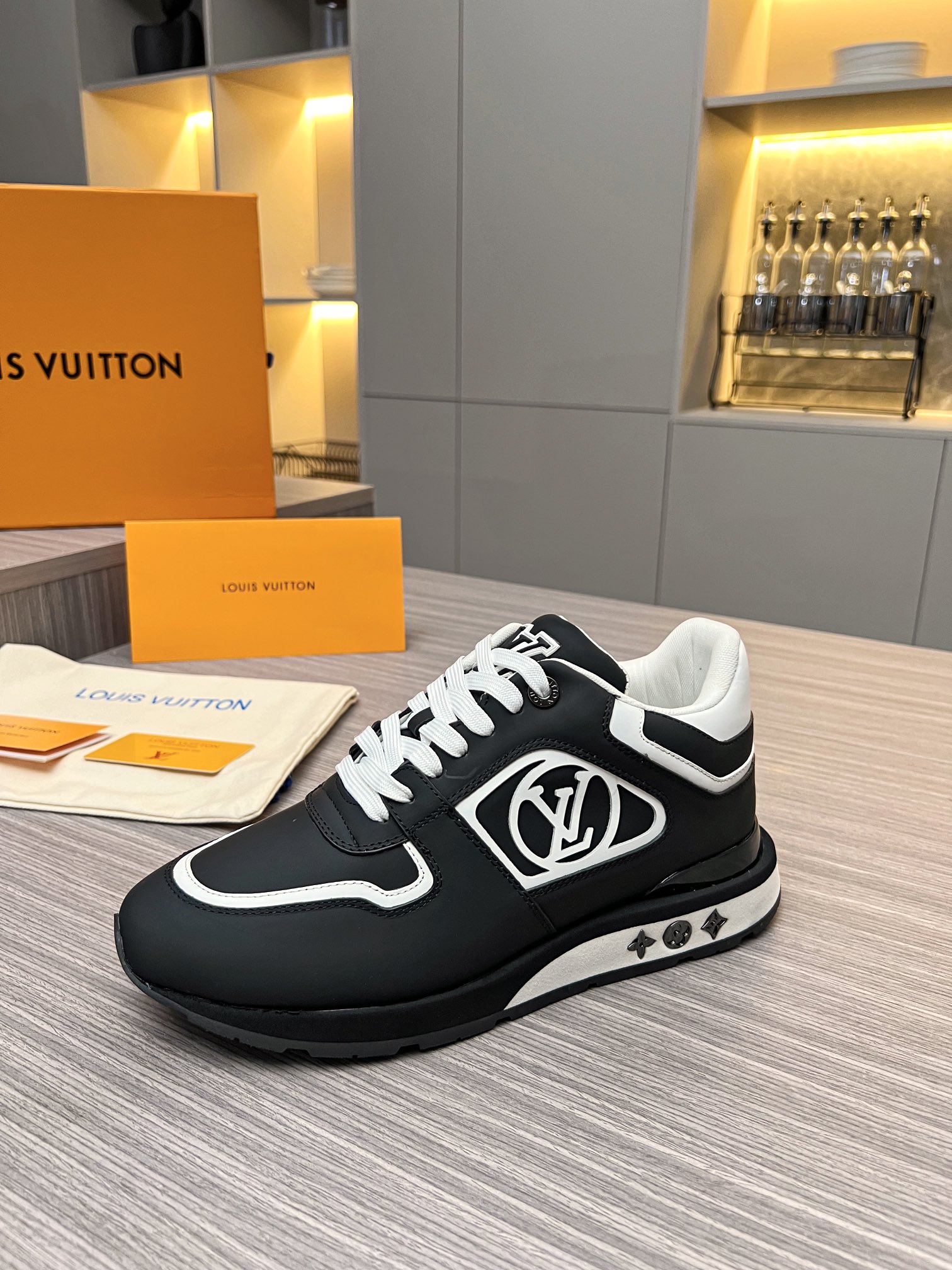 Louis Vuitton 2024ss Runaway Sneaker Size 40-46