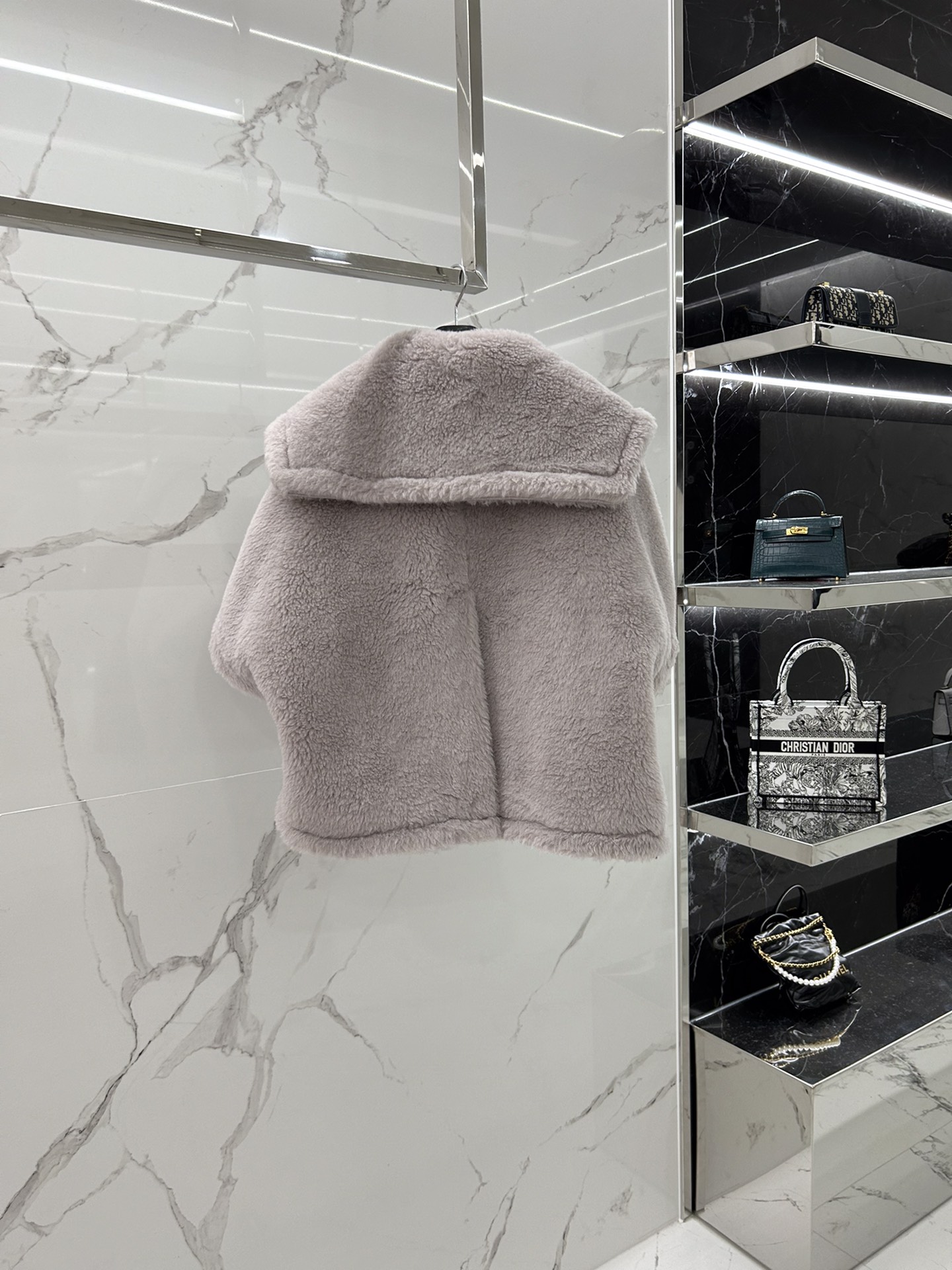 Max Mara Teddy Cape short style one size fits all