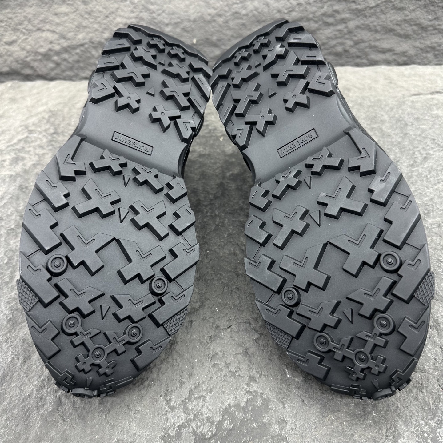 Burberry Arthur Sneaker Size 36-46