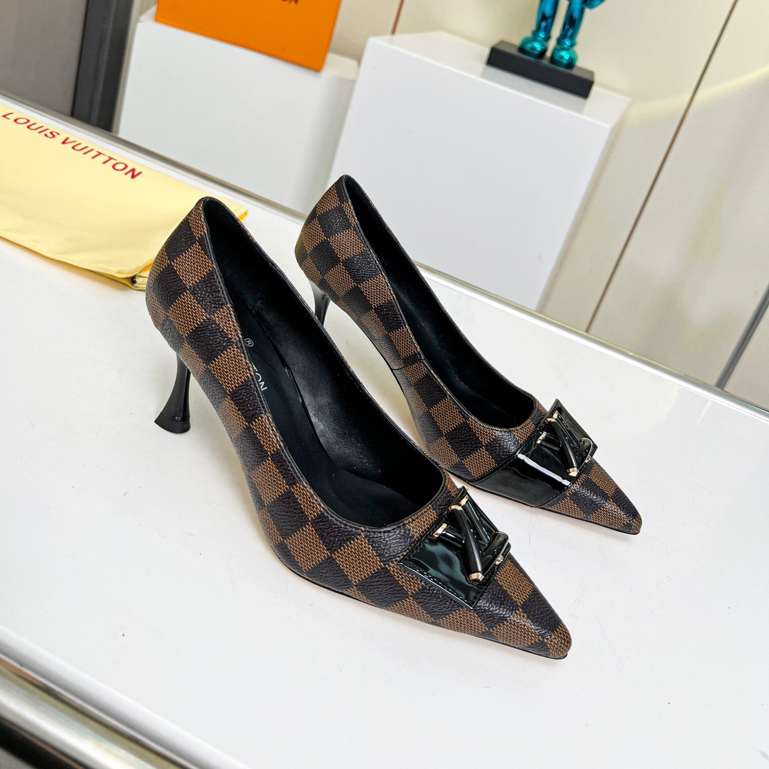 Louis Vuitton Signature Pumps Size 35-41 4-Color