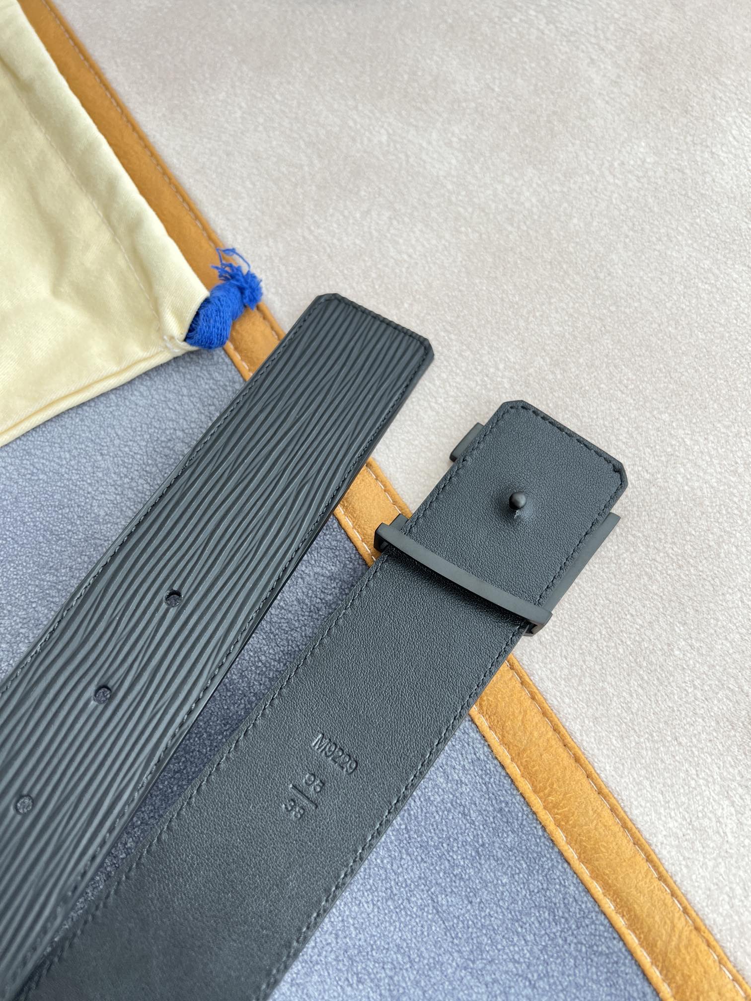 Louis Vuitton Men Belt Width 3.8cm