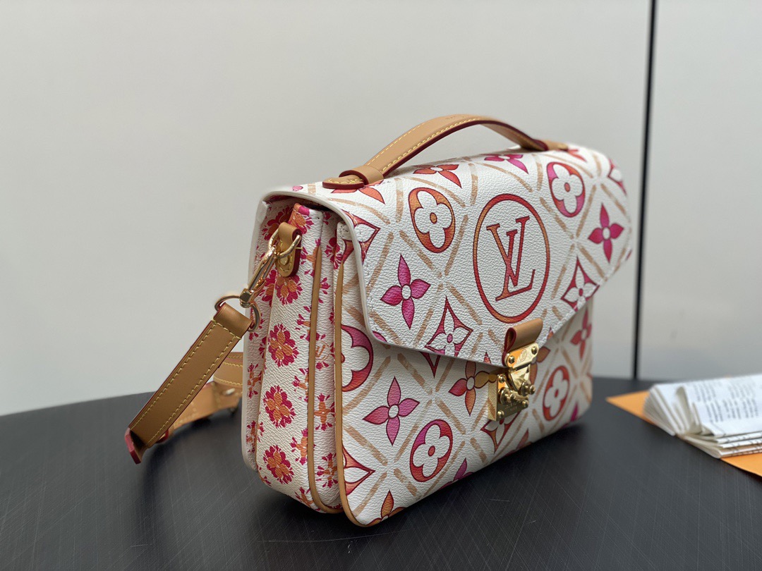 Louis Vuitton M11461 Pochette Métis Shoulder Bag Size 25*19*7cm