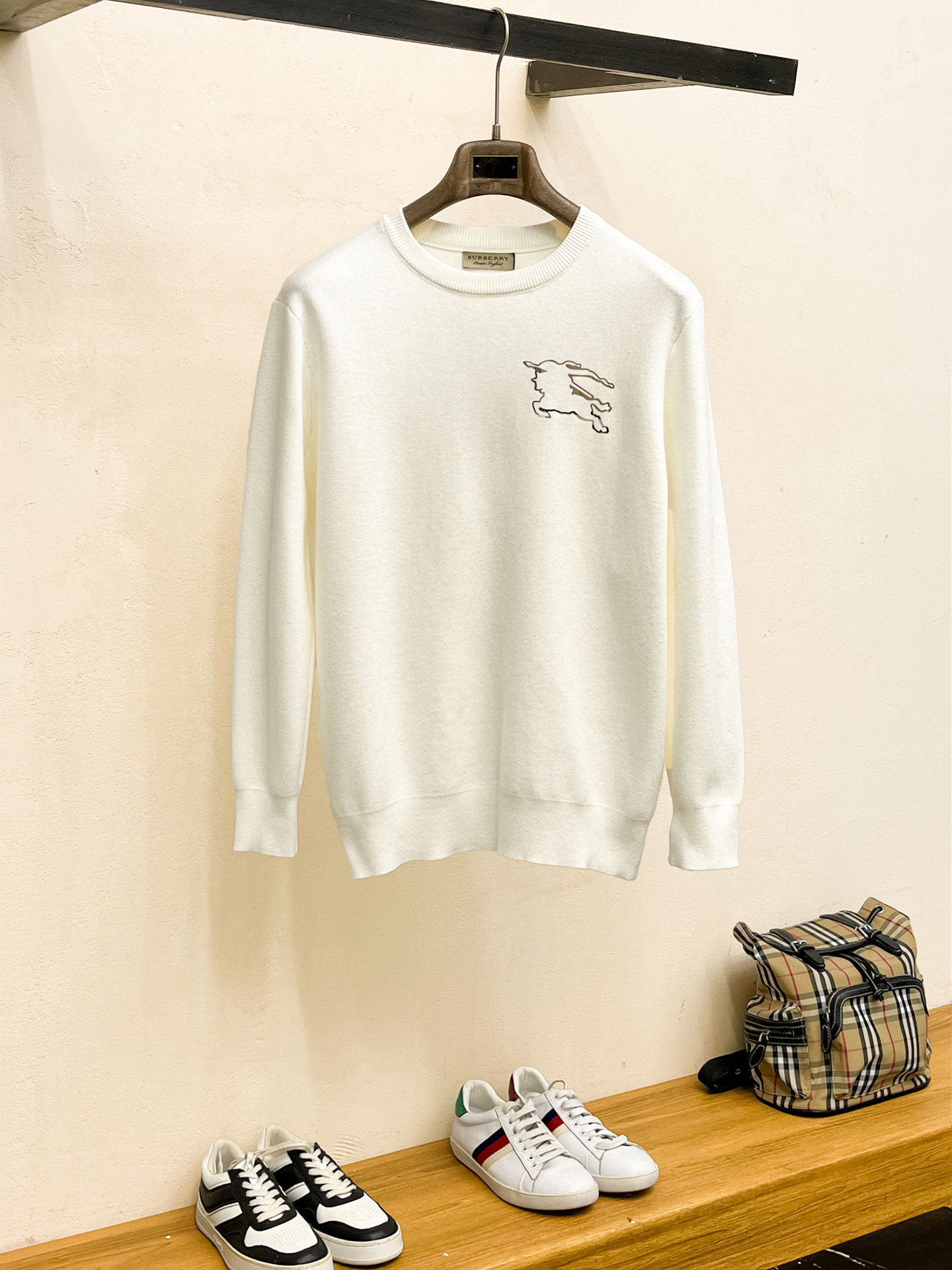 Burberry Unisex Sweatshirt Size M-XXXL