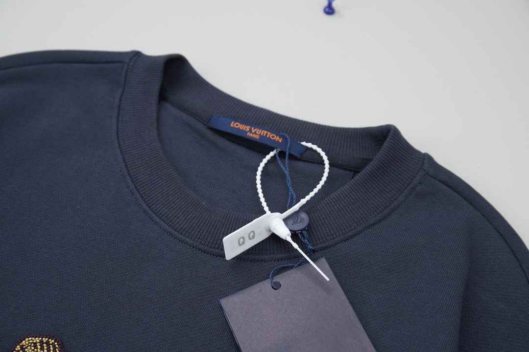 Louis Vuitton Unisex Sweatshirt Size S-XL