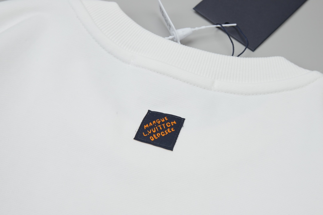 Louis Vuitton Unisex Sweatshirt Size S-XL