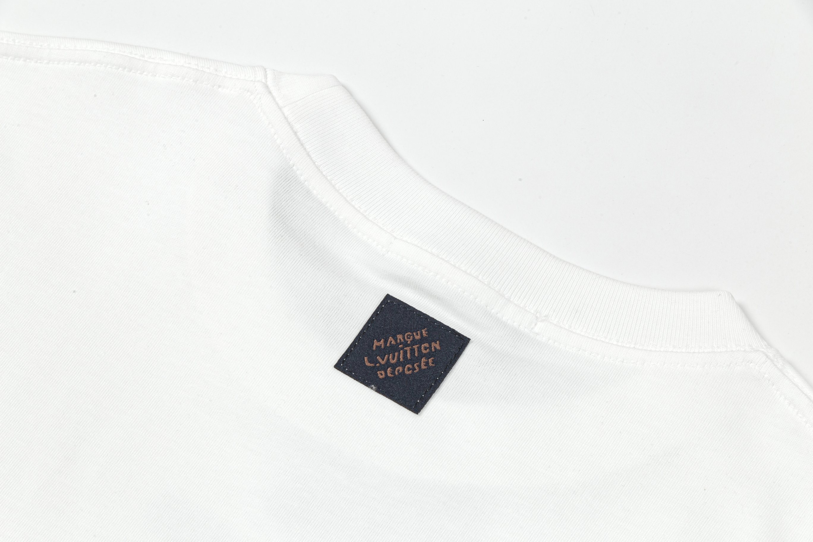 Louis Vuitton Unisex T Shirt S-XL