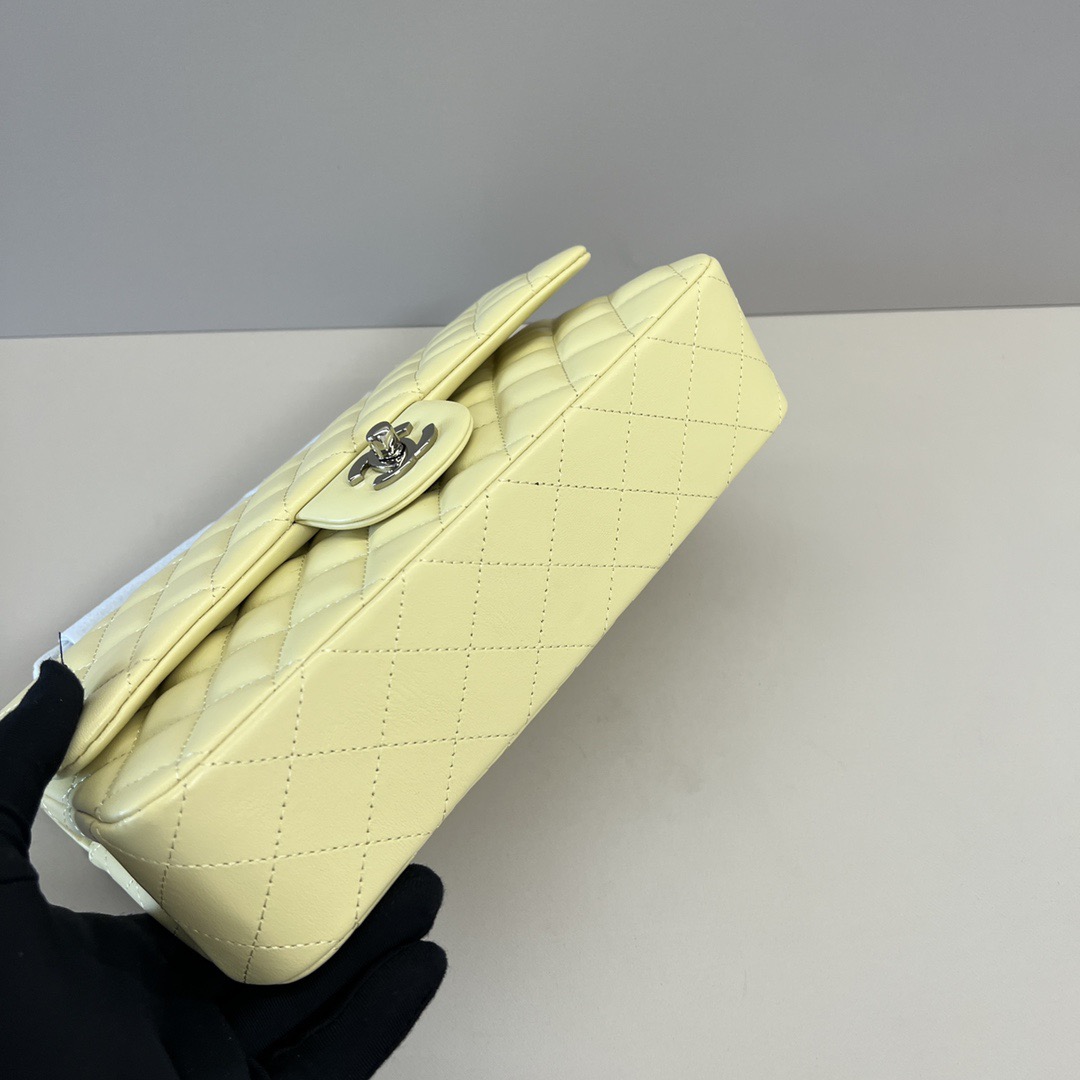 Chanel CF1112 Shoulder Bags Sheepskin 25cm