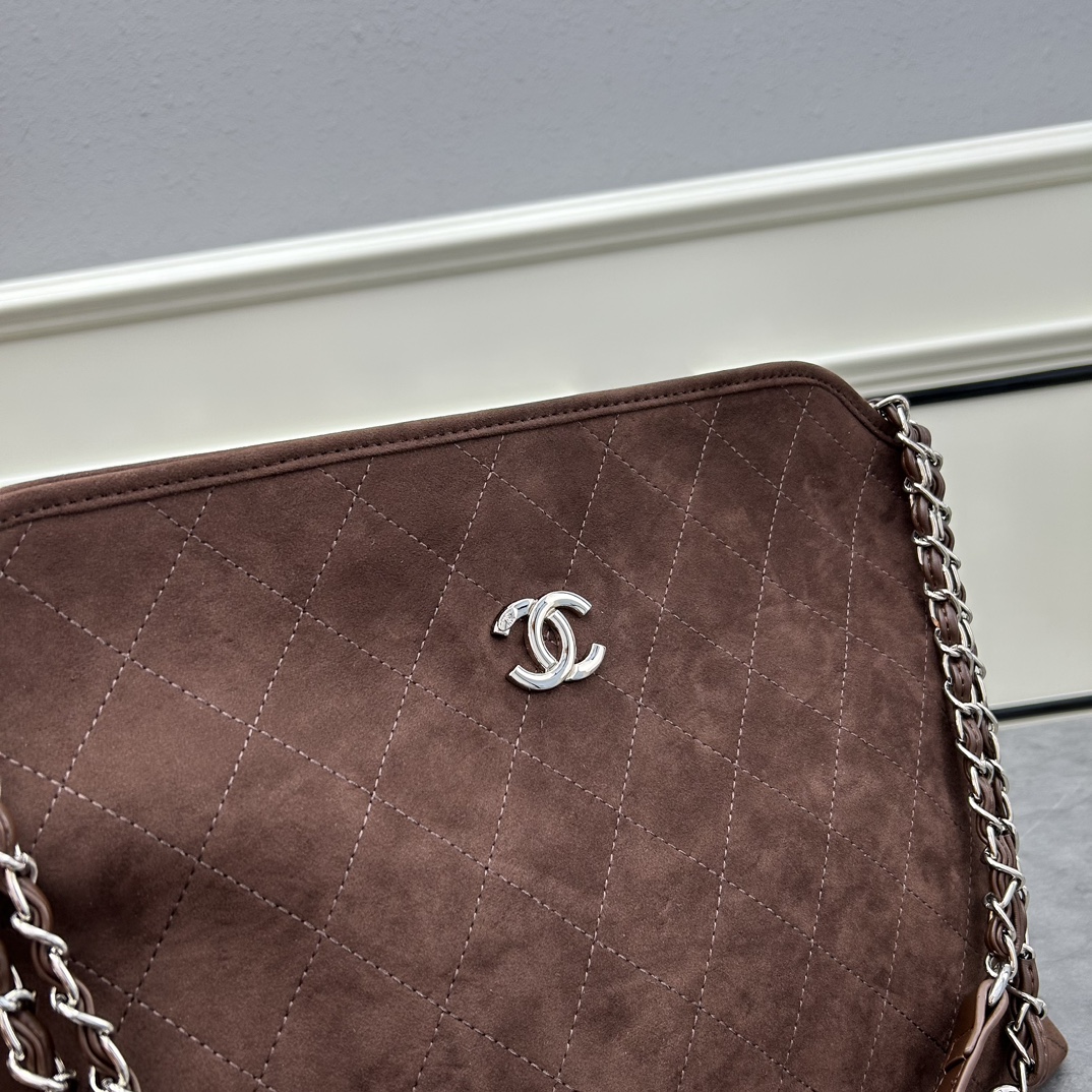 Chanel Women Shoulder Bags 47*30*13cm