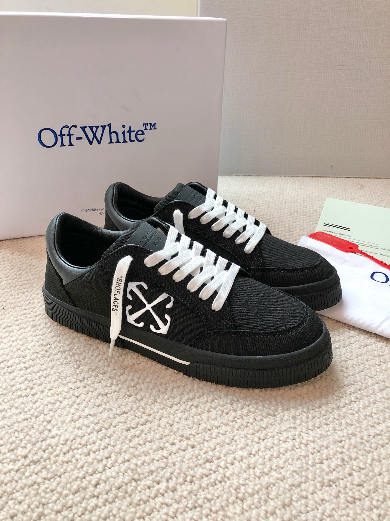 OFF White 2024ss New Low Vulcanized Sneaker Size 36-45