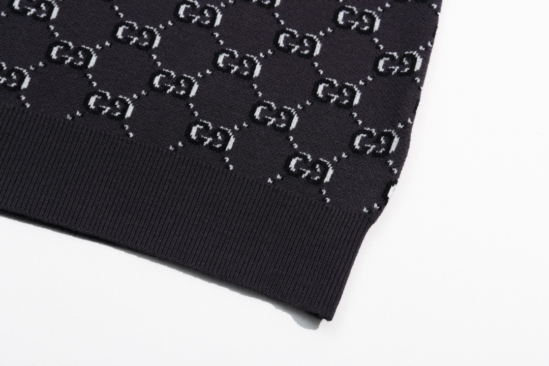 Gucci Unisex Knitwear Sweatshirt Size S-XL