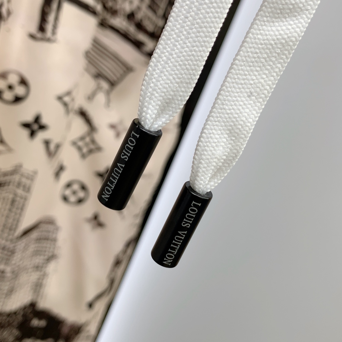 Louis Vuitton Sommeranzug Size M-XXL