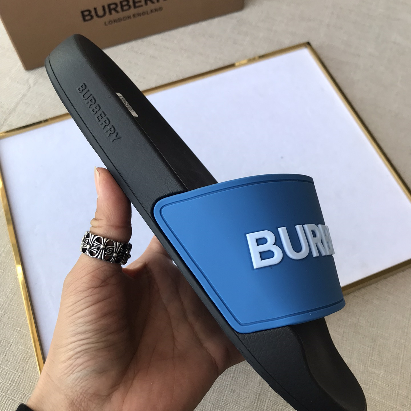 Burberry Mens Women Sandals Gr. 36-46