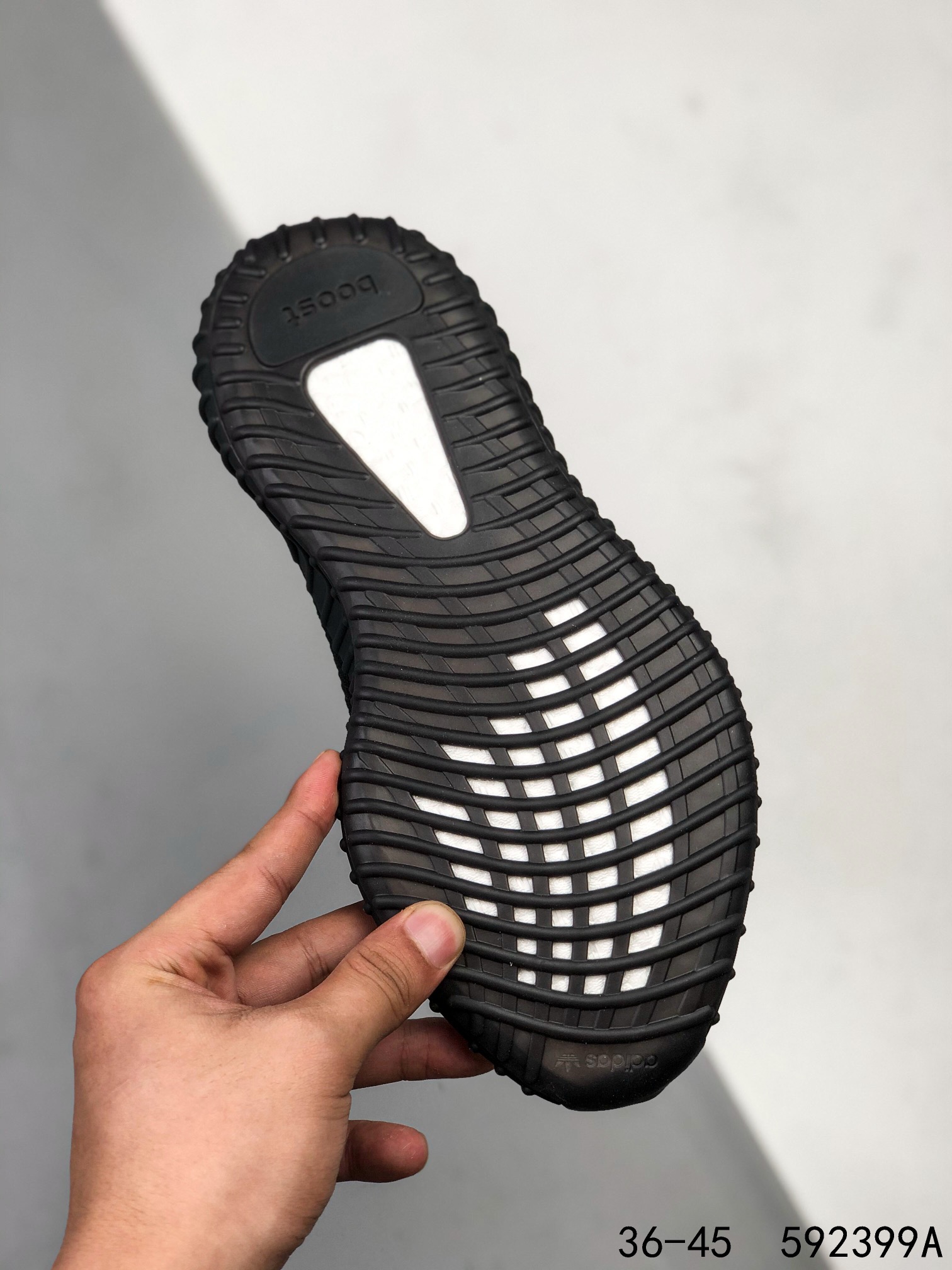 Yeezy 350 Boost 350 V2 Mens/Women Sneakers Shoes Black4 36 - 45