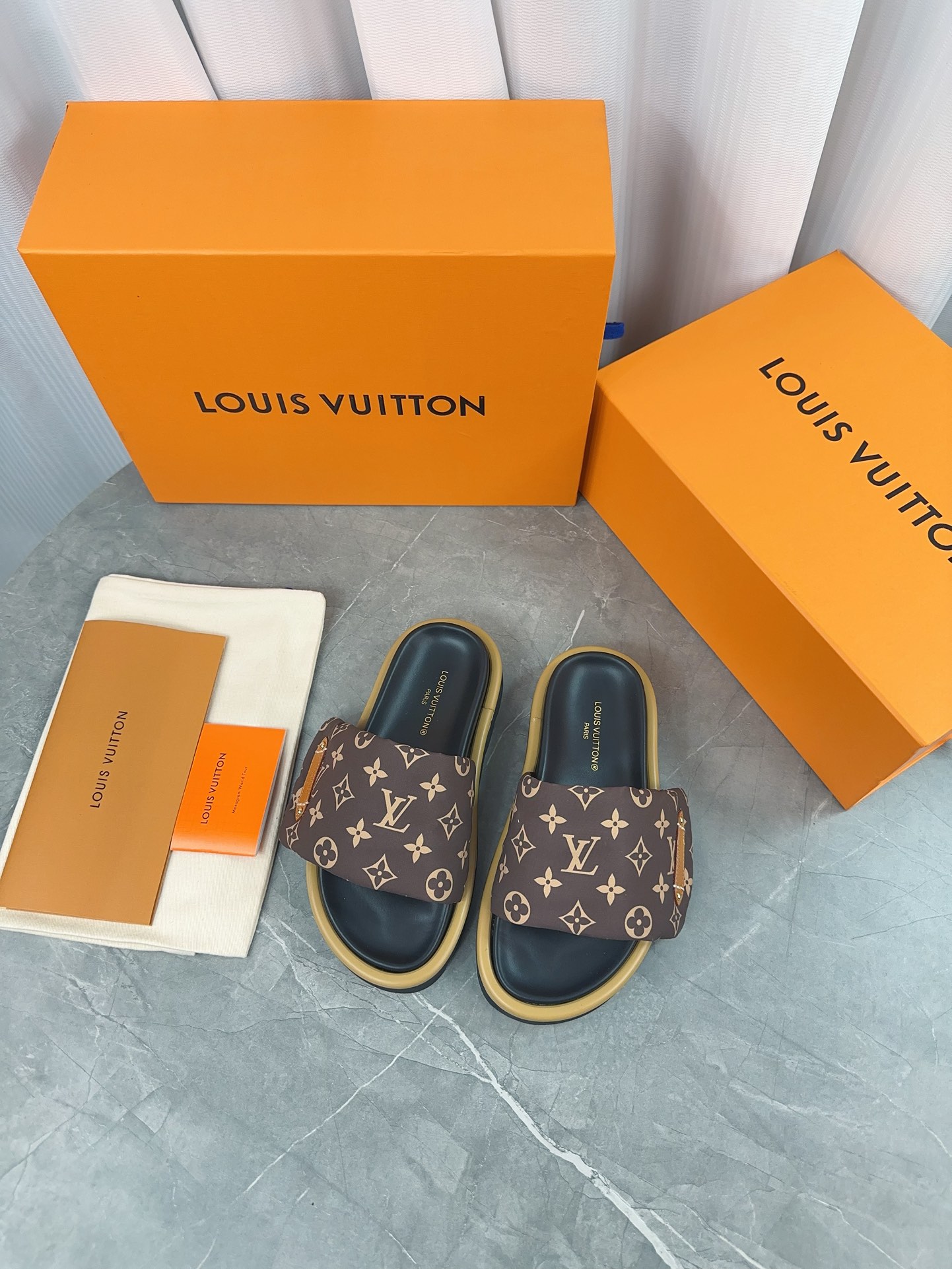 Louis Vuitton Slippers Size 36-45 5-Color