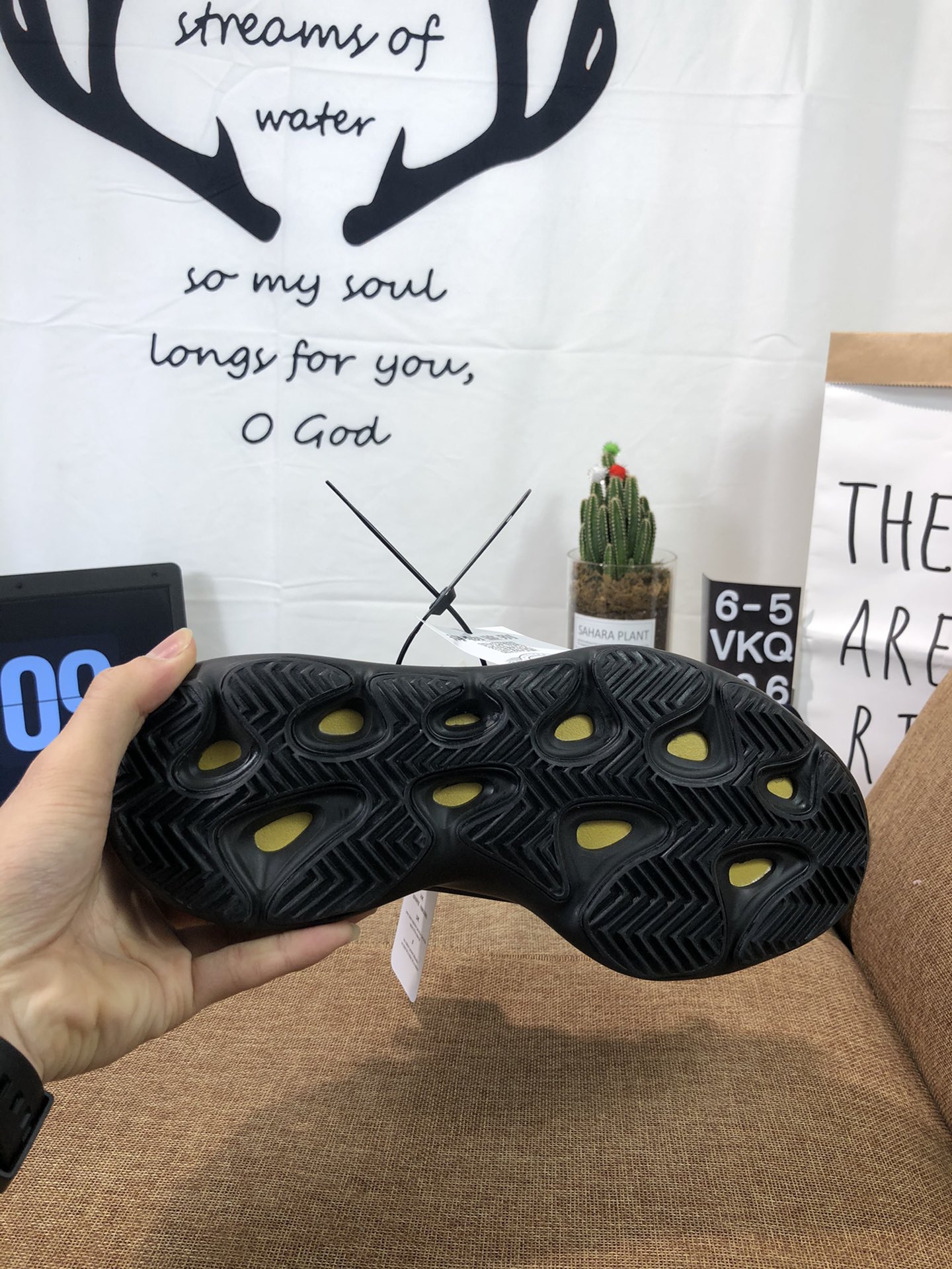 Yeezy 700 V3  Azael  Mens/Women's Sneakers Shoes 36 - 45