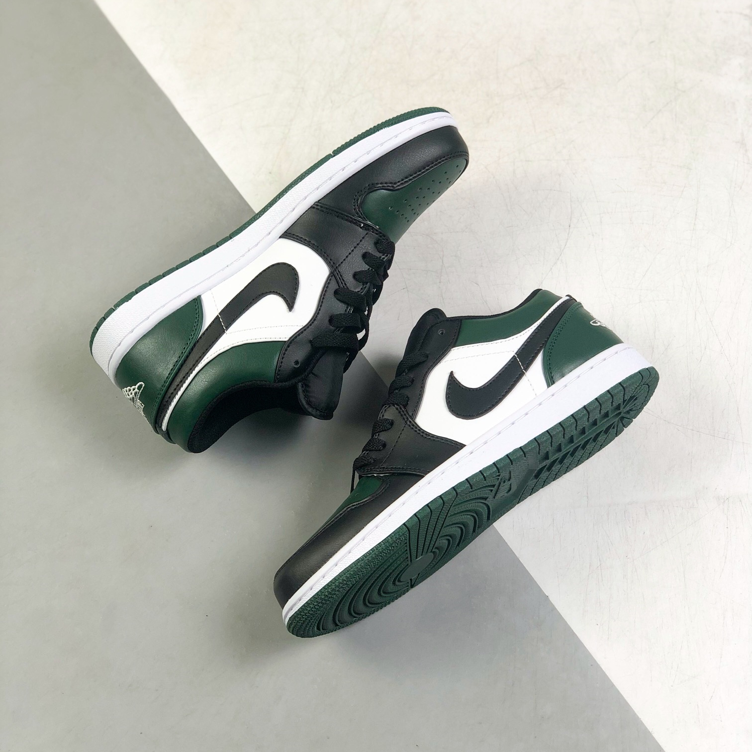 Nike Air Jordan 1 Low Top Sneakers Shoes Gr. 36-46