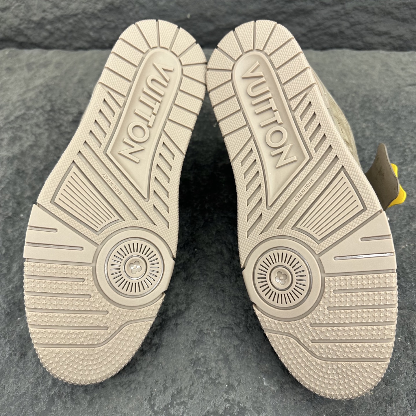 Louis Vuitton LV Trainer Sneaker Size 36-46