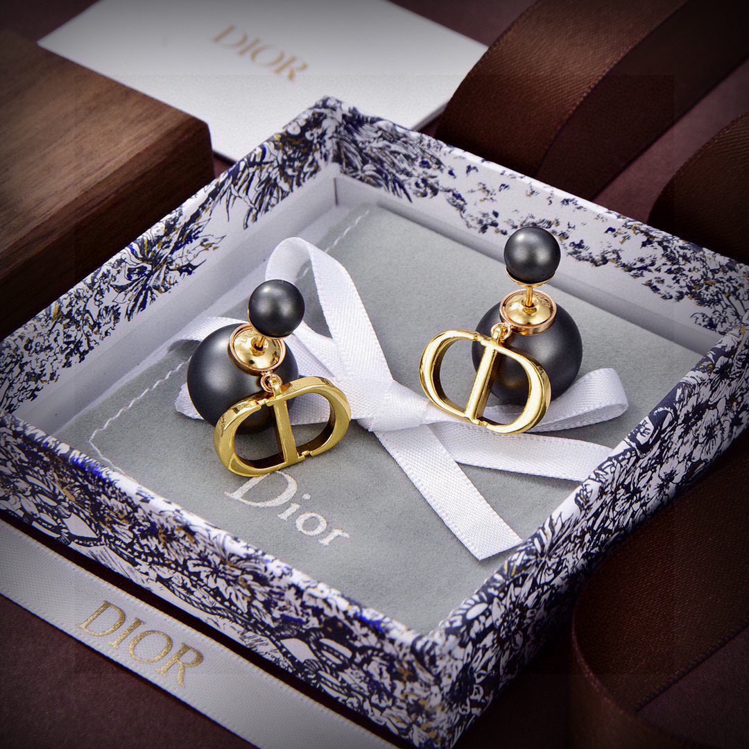 Dior Earrings