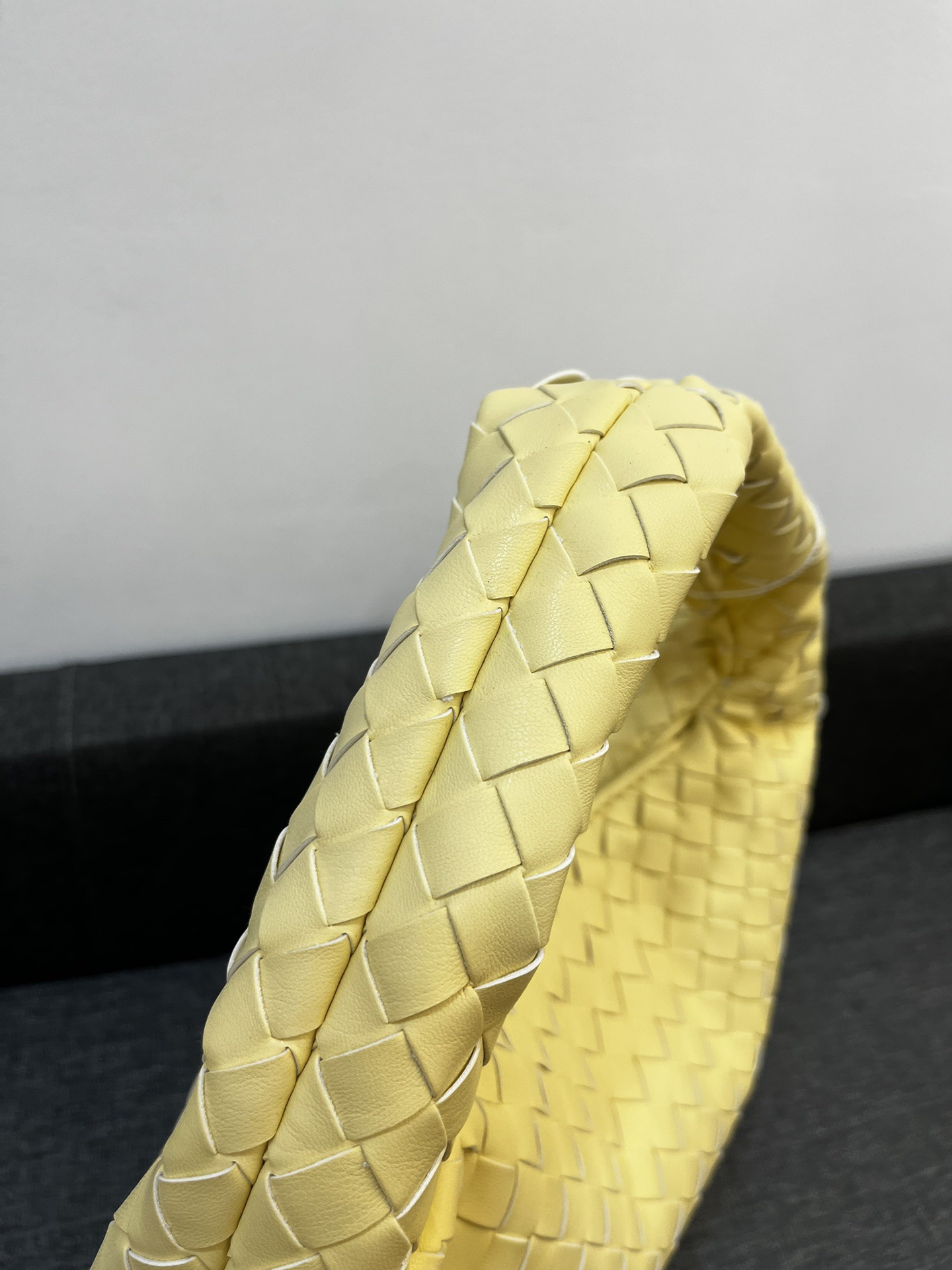 Bottega Veneta HO Shoulder Bags 40*24cm