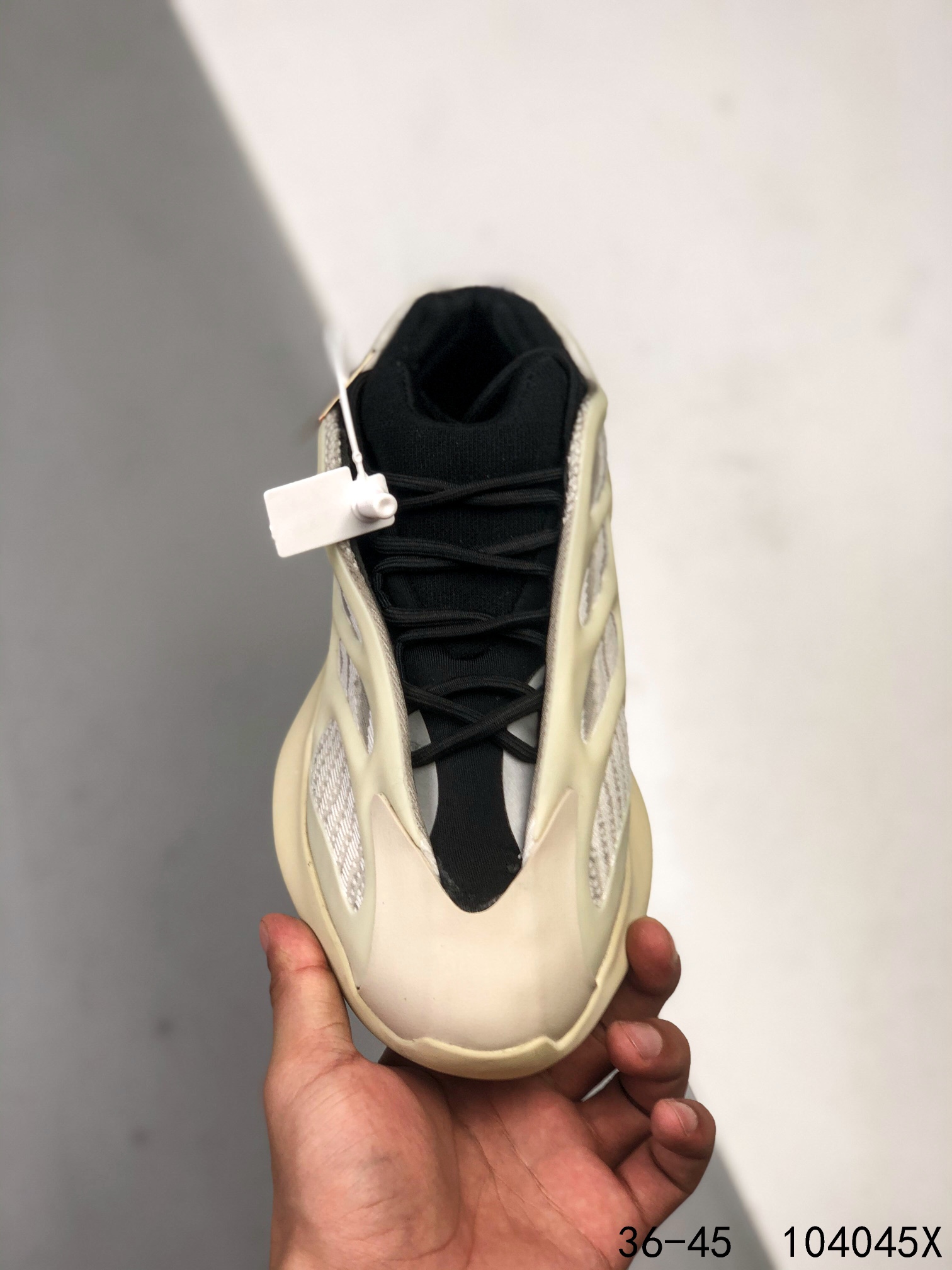Yeezy 700 V3 Mens/Women's Sneakers Shoes 36 - 45