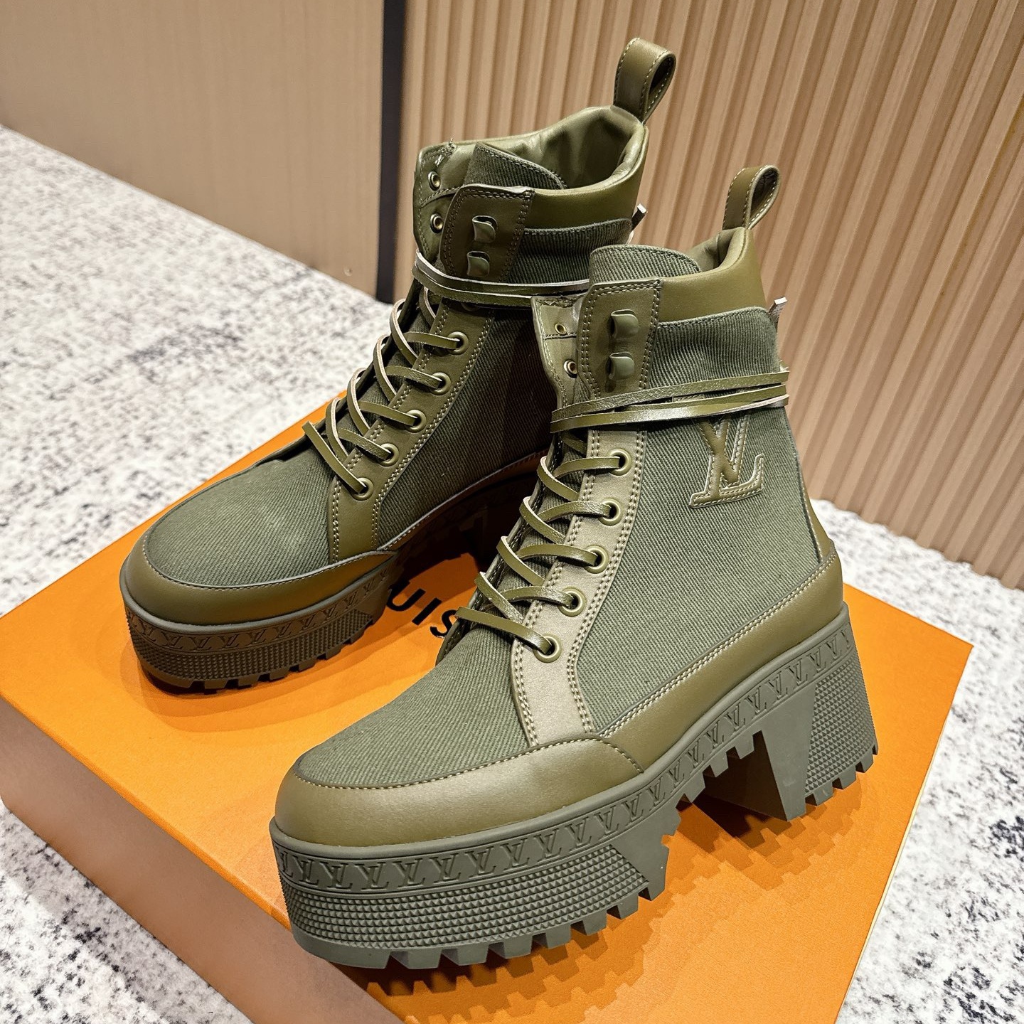 Louis Vuitton Women Boots Size 35-41