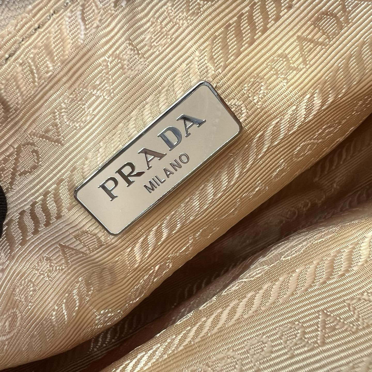 Prada 1NE204 Redition 2005 Women Bags 22*18*6.5cm