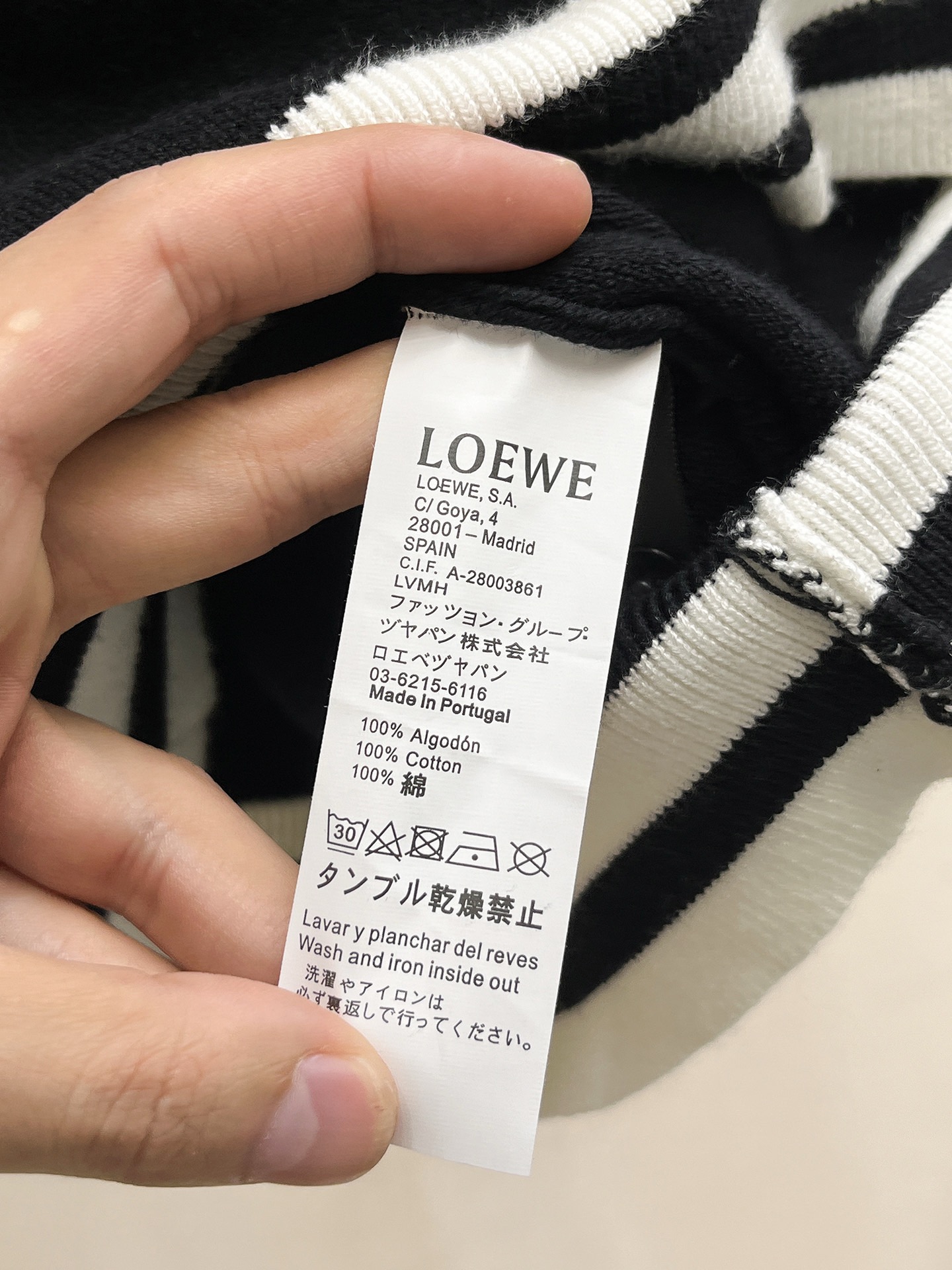 Loewe Unisex Sweatshirt Size M-XXXL