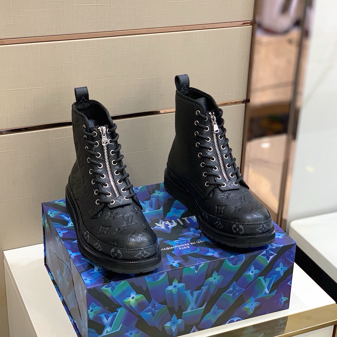 Louis Vuitton Mens New Boots Size 40-45