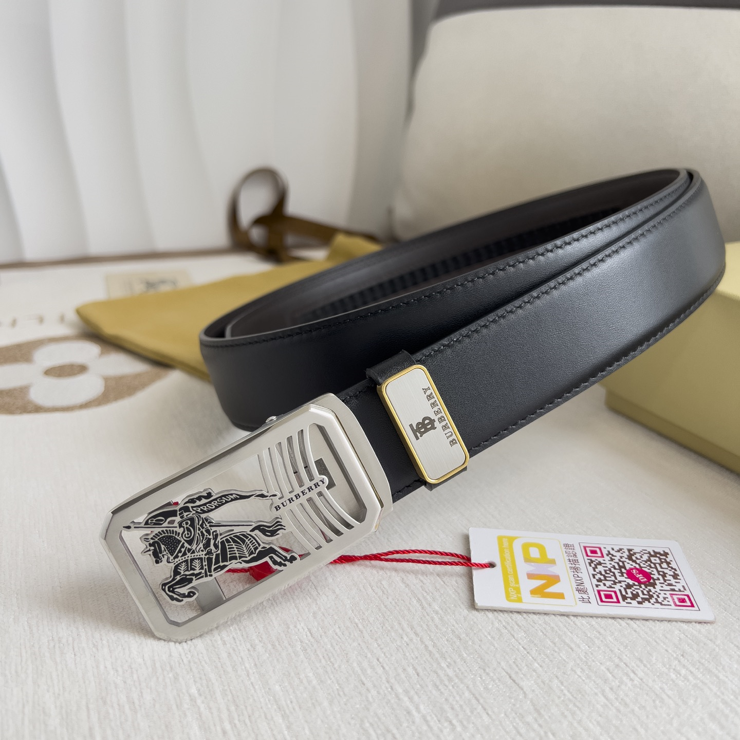 Burberry Men Belt Width 3.5cm