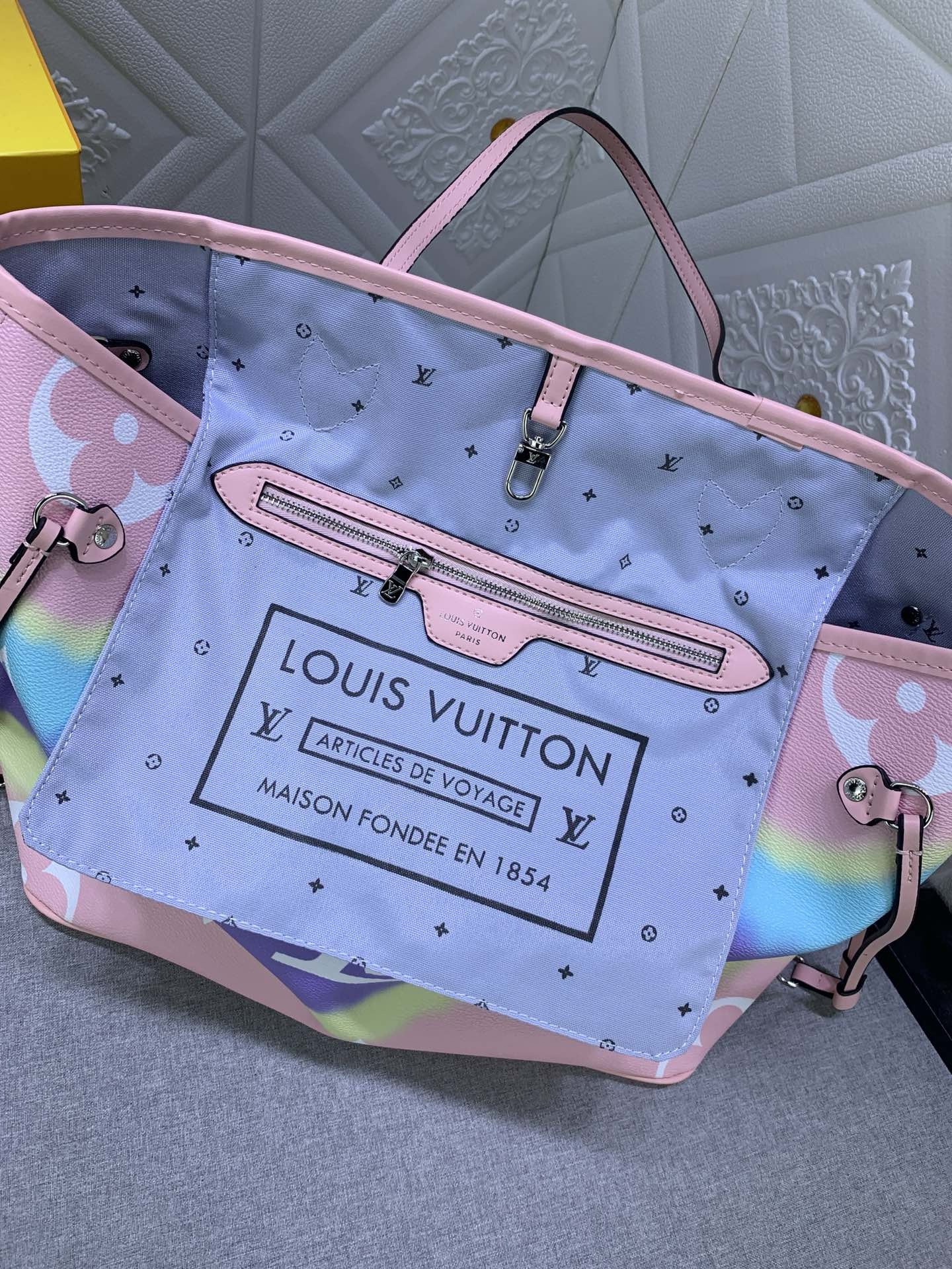 Louis Vuitton Shopping Bags 31*28.5*17cm