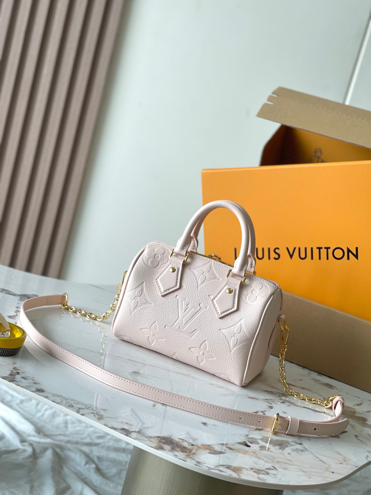 Louis Vuitton M47136 Pink Speedy Bandoulière 20 Women Shoulder Bags Size 20.5*13.5*12cm