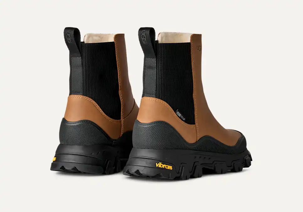 UGG Women's MetroTrek Chelsea