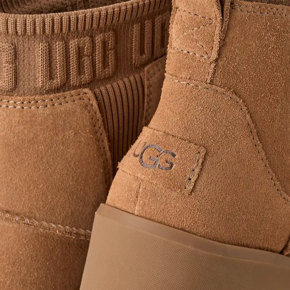 UGG Women's Moxy Chelsea