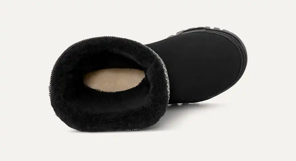 UGG Women's Classic Tall TrailGazer