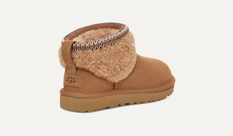 UGG Women's Classic Ultra Mini Maxi Curly