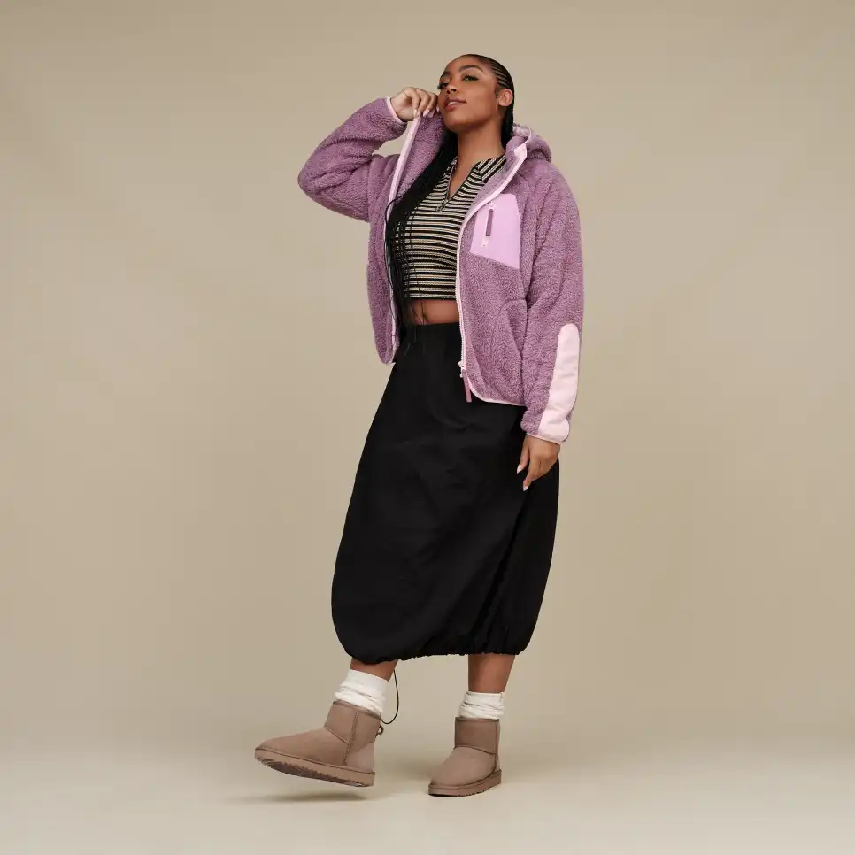 UGG Women's Classic Mini II