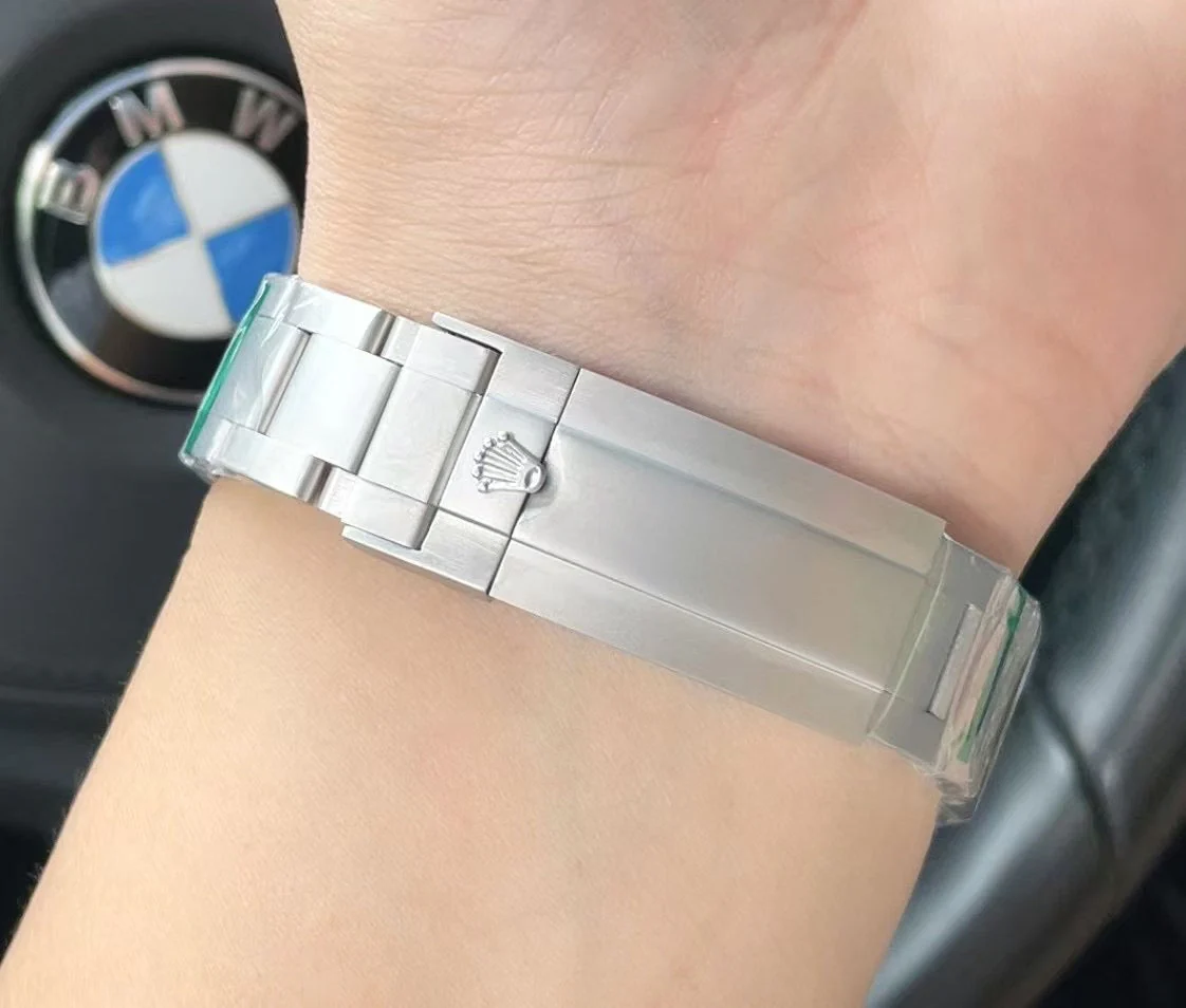 Rolex Oyster Perpetual 40mm Silver Grey