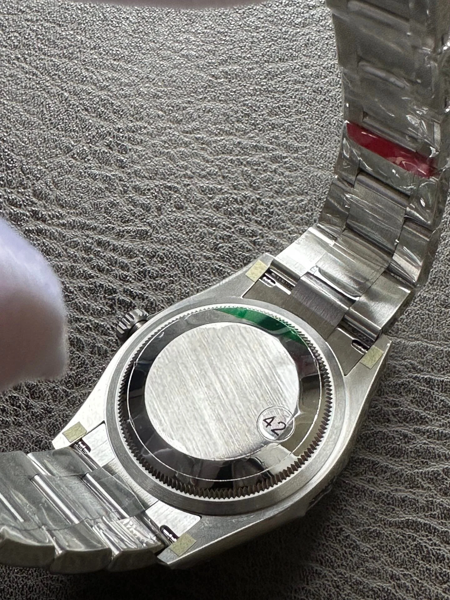 Rolex 25 Oyster Perpetual 41mm Pistachio Green